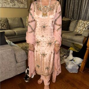 Pakistani heavy work/kaam shalwar kameez